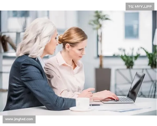 从语言选择看巴舒亚伊的多元文化背景与沟通策略研究