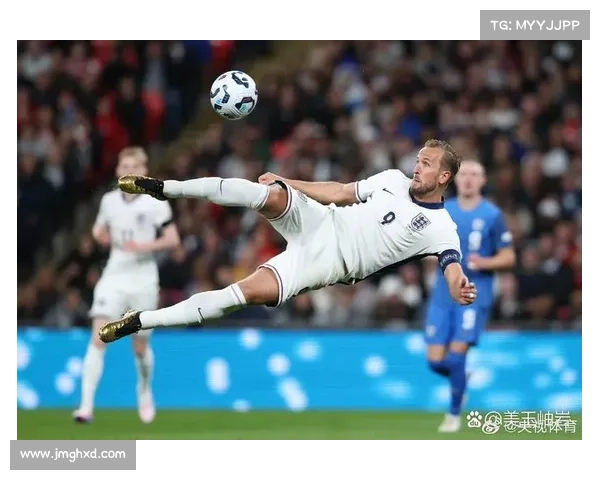 凯恩从默默无闻到英格兰主力射手的国家队之路全方位解析